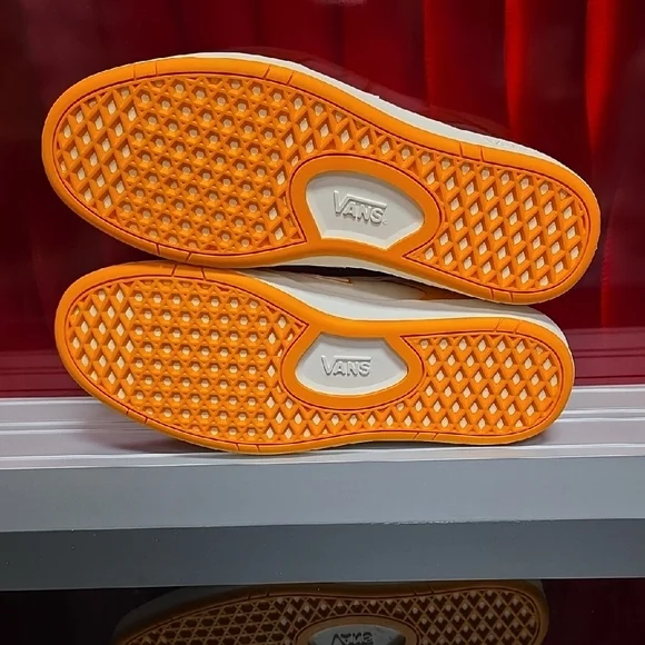Vans Lowland CC Creamsicle Orange – Men’s 13 / Women’s 14.5 – New